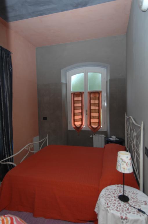 Locanda Del Barbaresco Альба Екстер'єр фото