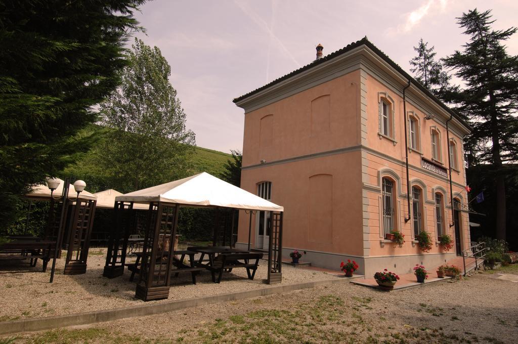 Locanda Del Barbaresco Альба Екстер'єр фото