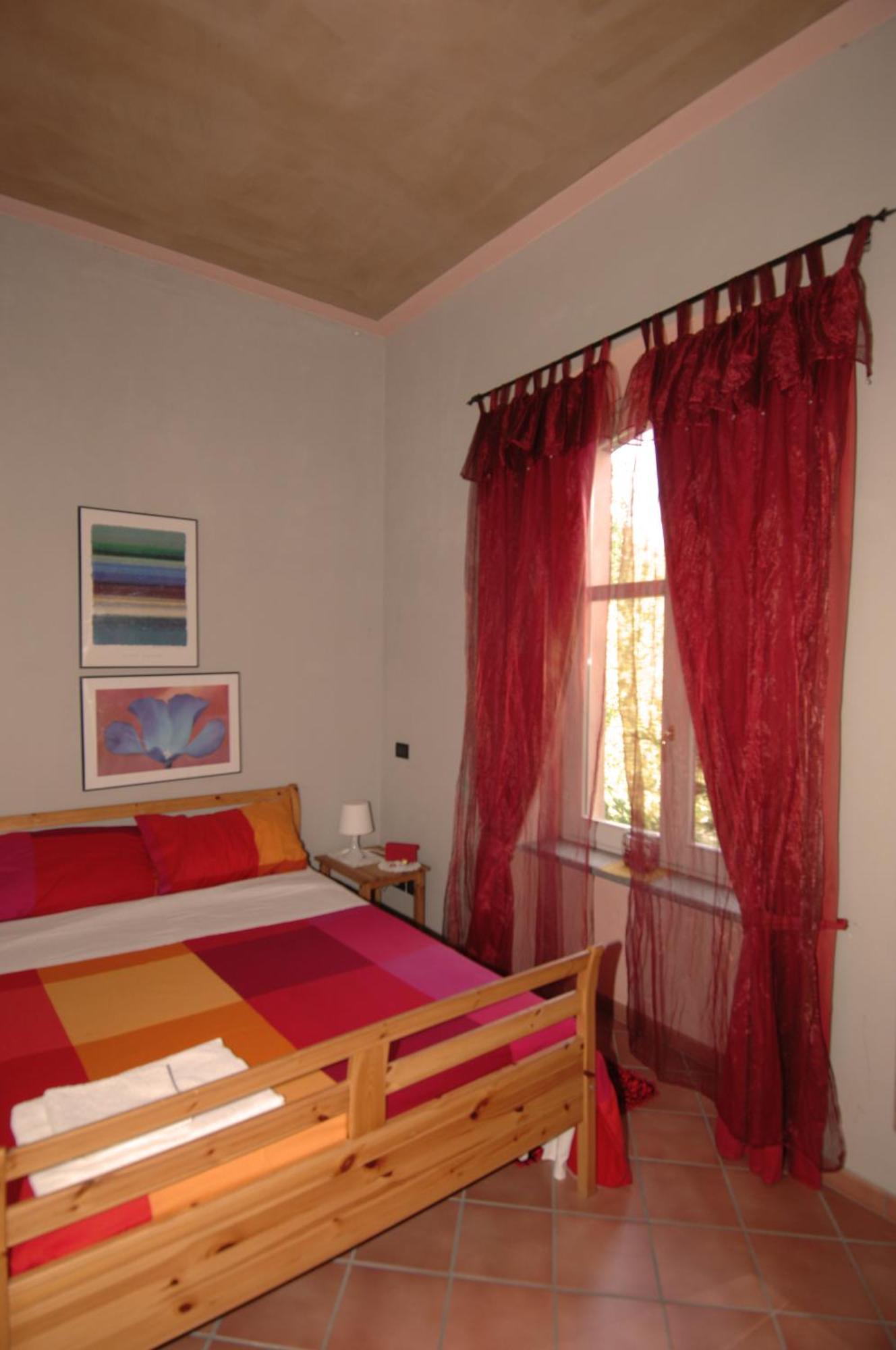 Locanda Del Barbaresco Альба Номер фото